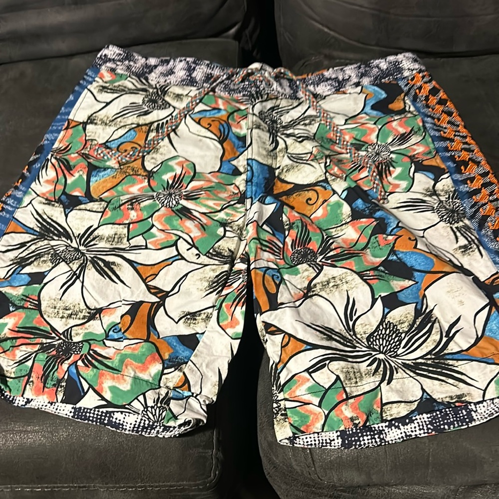 Men’s swim trunks. Gently used Robert Graham. Size 36